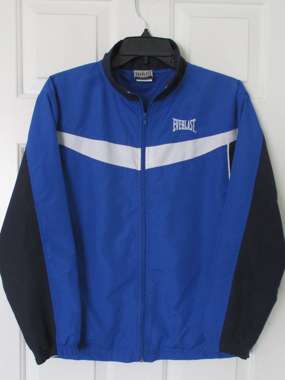 Everlast Youth L/S Mesh-lined Full Zip Windbreaker - Size 14/16 or Large